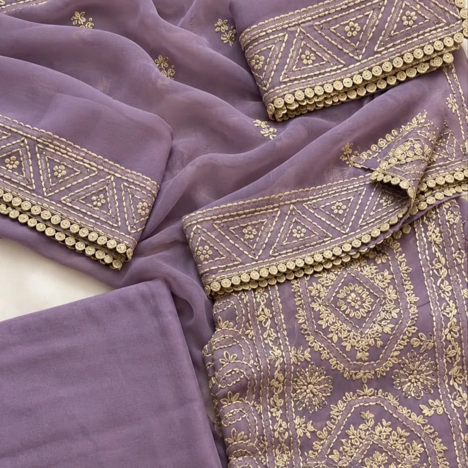 Pure Georgette with beautifully embroidered borders image 2